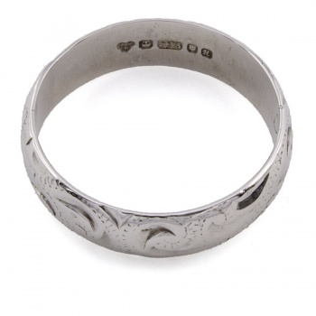 9ct white gold Wedding Ring size L